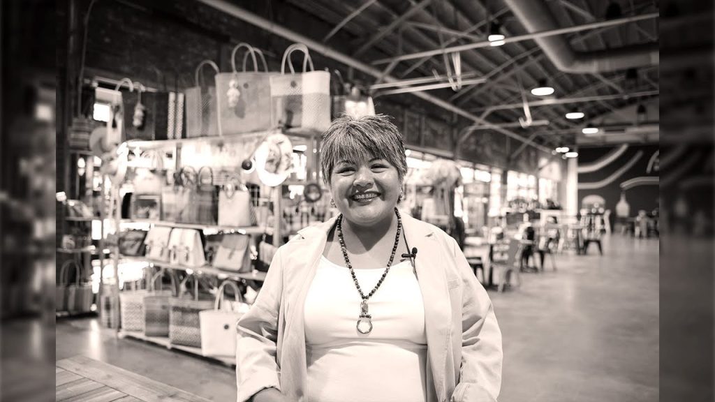 Esther Wright, owner of Hilo de Amor